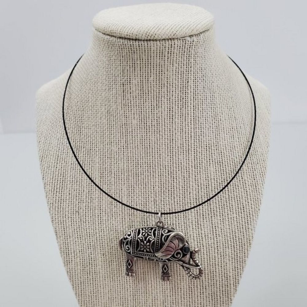 Elephant Necklace‎ Black Rhinestone Silver Tone Swi